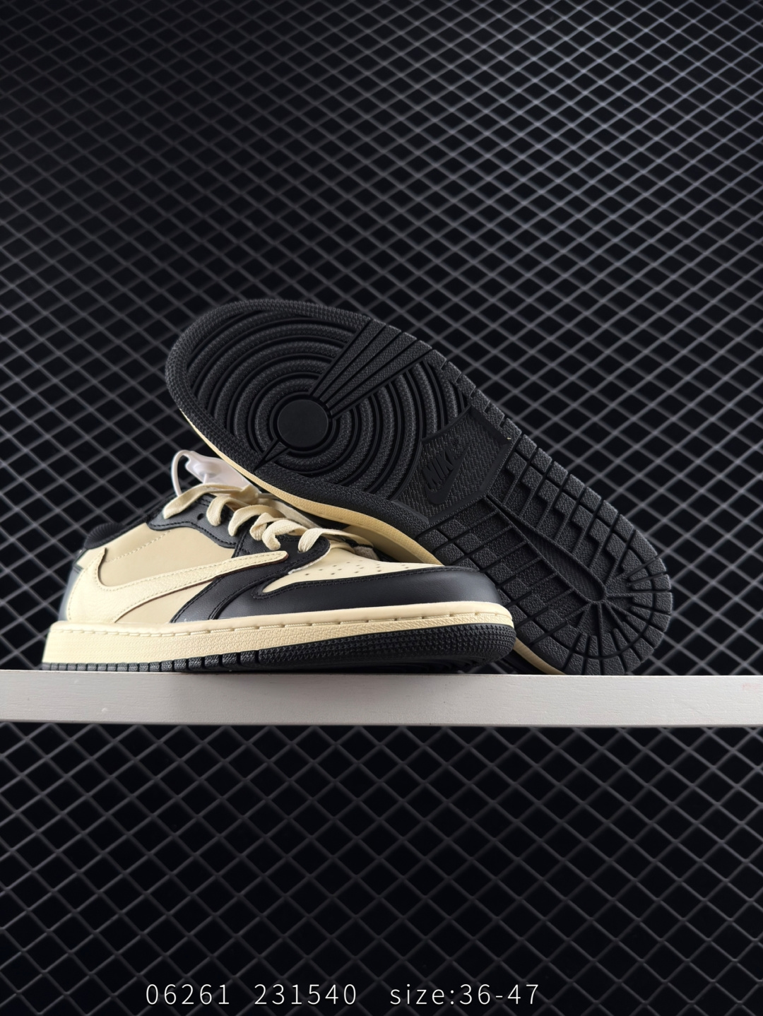 Nike Air Jordan 1 x Travis Scott AJ1